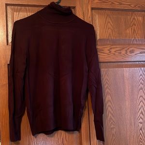 Maroon turtle neck size medium